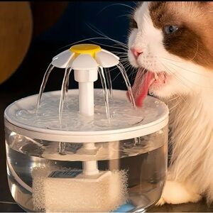 Pet Water Fountain with Yellow and White Flower Design